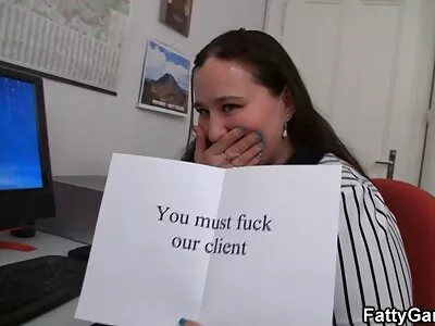 Onani fitta hemmagjord porr framför kameran