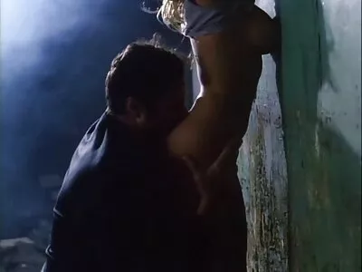 Fitta porrfilm svenskt tal fyllning från närbild